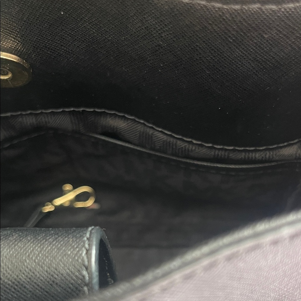 MICHAEL Michael Kors East West Hamilton Large Black Leather Tote - Picture 9 of 9